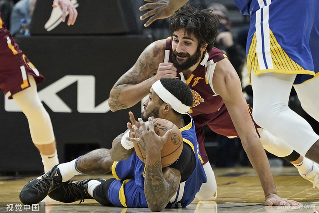 争议！前男篮国手孟铎打野球5比19遭打爆 拿球砸人险冲突已道歉