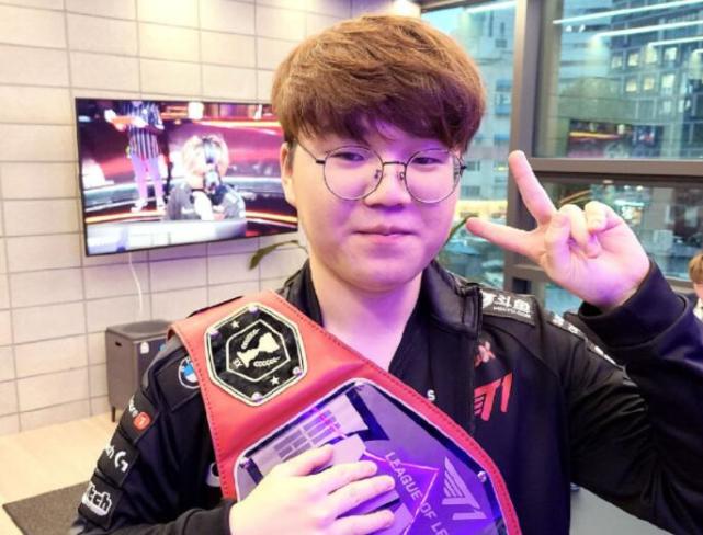 雷霆曾以一 雷霆曾以一