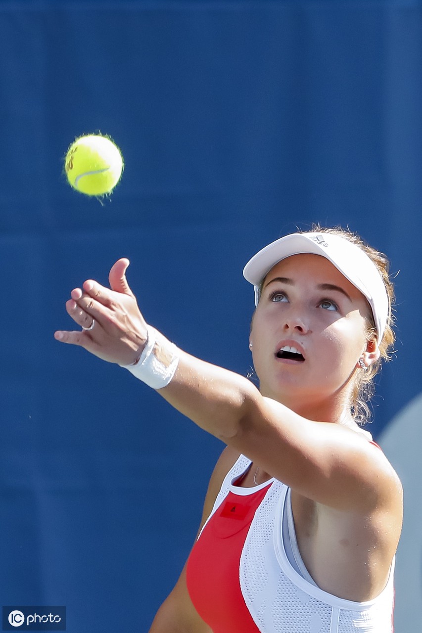 而是静静地 而是静静地